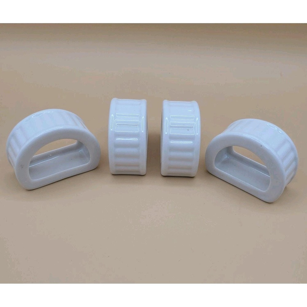 Oneida Napkin Rings Ariel White Ribbed Half Circle Set of 4